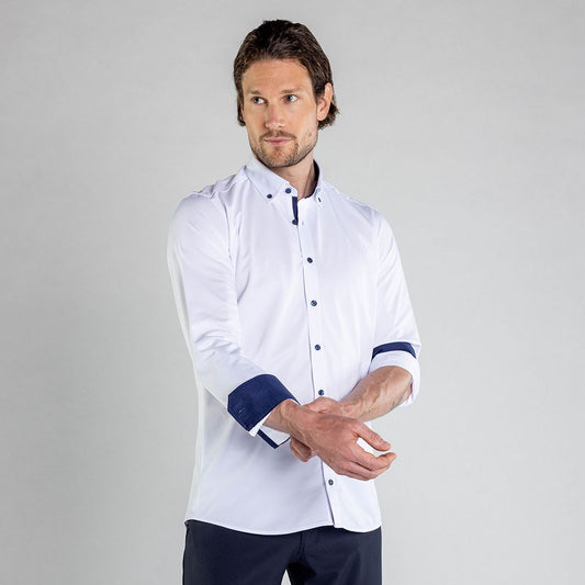 Chemise performance boutonnée blanc/marine